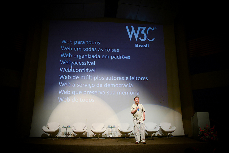 Abertura com Vagner Diniz - Web para todos: a internet é fundamental para a democracia / Foto: Peu Robles 